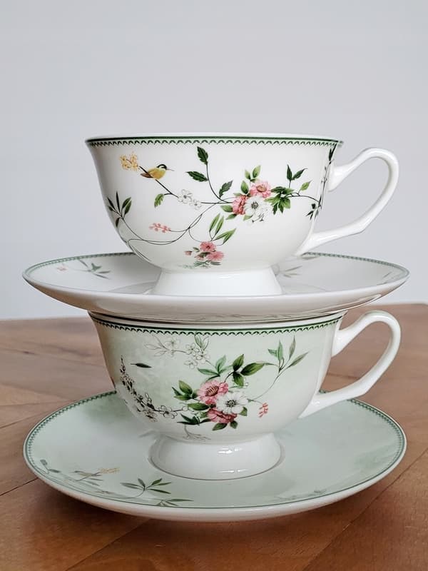 KOPP-SET MED 2 DELAR 220 ml MED FAT FÖR TE OCH KAFFE