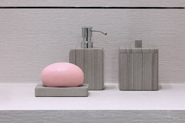 Q-BATH PREMIUM DECOR 1534 tvålpump i grå marmor