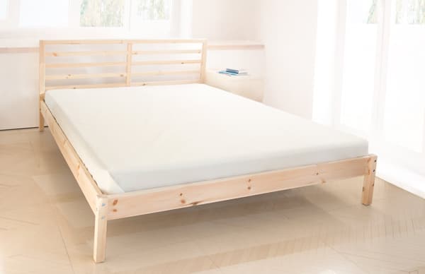 Broderad sängkläder med lakan 160x200 ecru