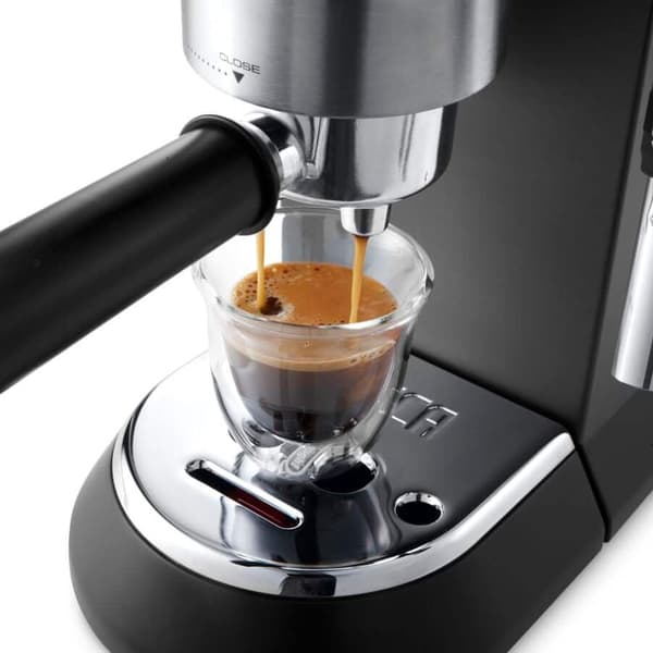 Kahvinkeitin DeLonghi EC 685.BK