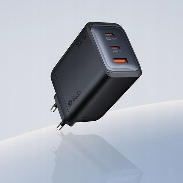 MCDODO VÆGOPLADDER STRØMFORSYNING CUBE 3X USB-C PD USB 100W SORT