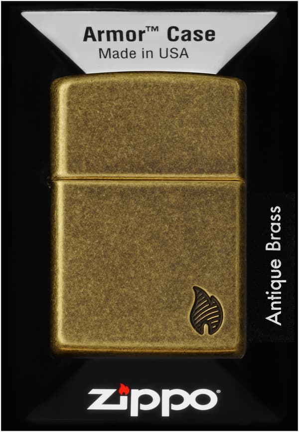 Zippo tändarset ARMOR FLAME ANTIQUE BRASS Presentnummer 2