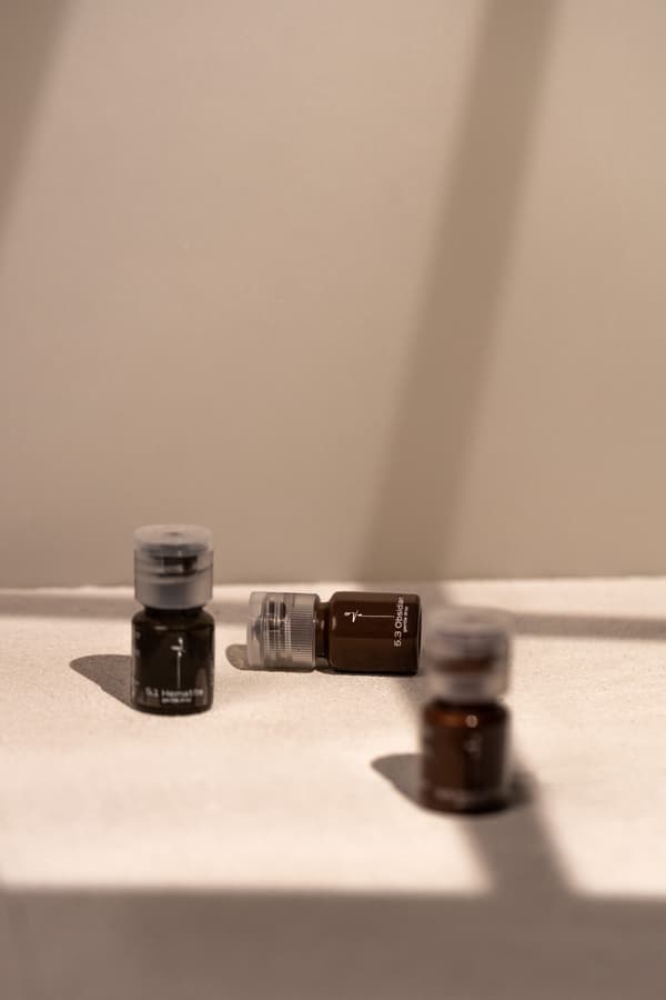 OVA GENTLE DROP BROW 5 ml 5.3 Obsidian medium brun Pigment til permanent makeup bryn