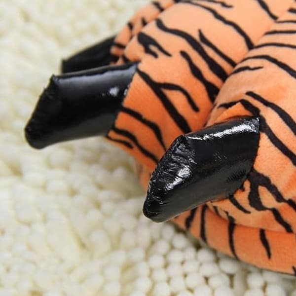 Mjuka barntofflor med 3D-tigertassar och klor 27-32