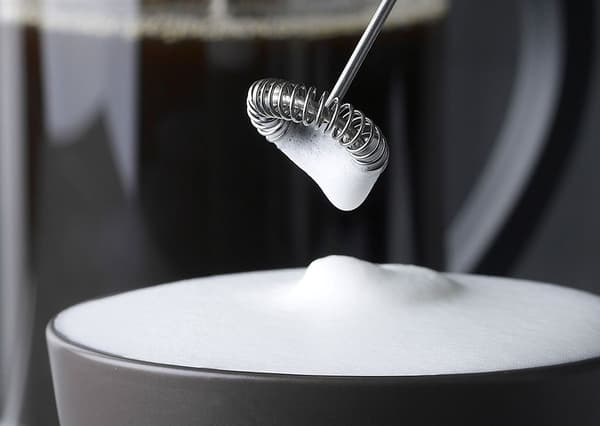ELEKTRISK MJÖLKSKUMMARE 131284