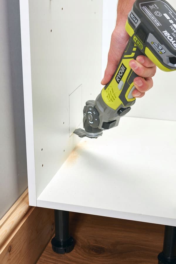 136534 RYOBI Monitoimityökalu 18V