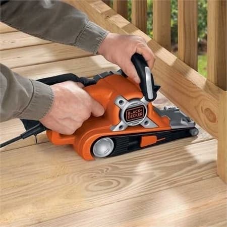 BLACK + DECKER BÅNDSLIBEMASKINE 720W 75 x 533mm KA88