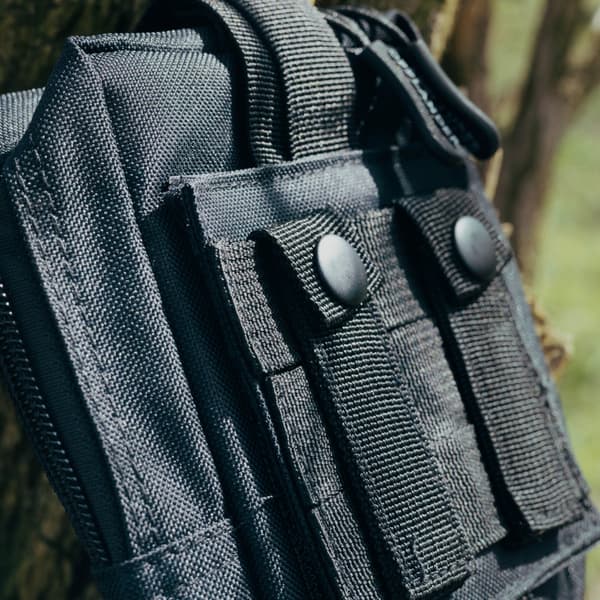 Universal taktisk pose OFFLANDER MOLLE med velcro sort
