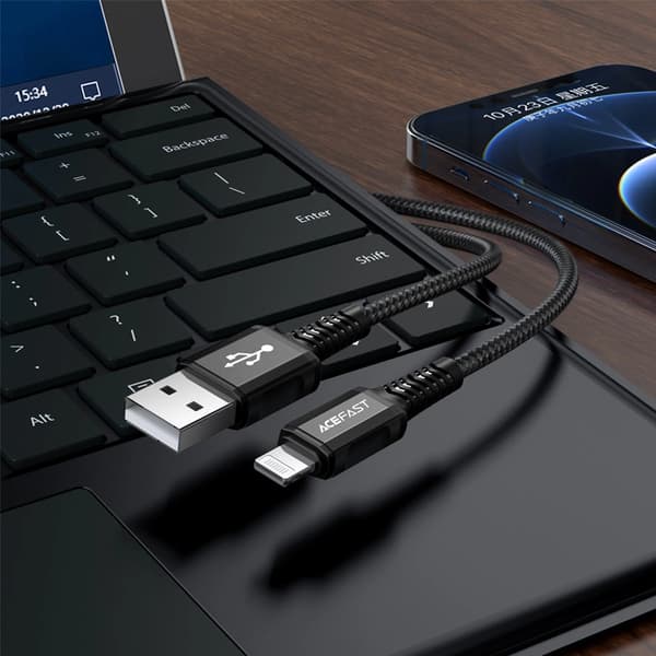 Acefast MFI USB - Lightning-kaapeli 1,2 m, 2,4 A musta (C1-02 musta)