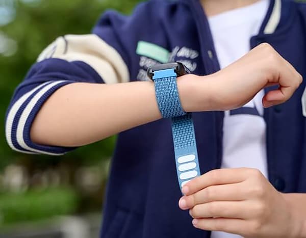 Garett Kids Tech 4G -älykello pinkki tarranauhalla