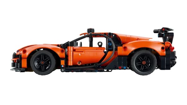 LEGO Technic 42222 Bugatti Chiron Pur Sport Hyperbil