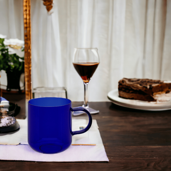 GLASMUGG FÖR KAFFE OCH TE 310 ml. 8,7 cm MARINBLÅ