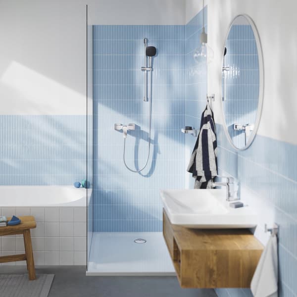 Grohe Dice krom väggmonterad duschblandare