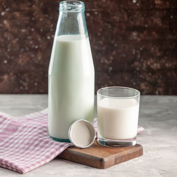 Lasinen maitopullo 1 l
