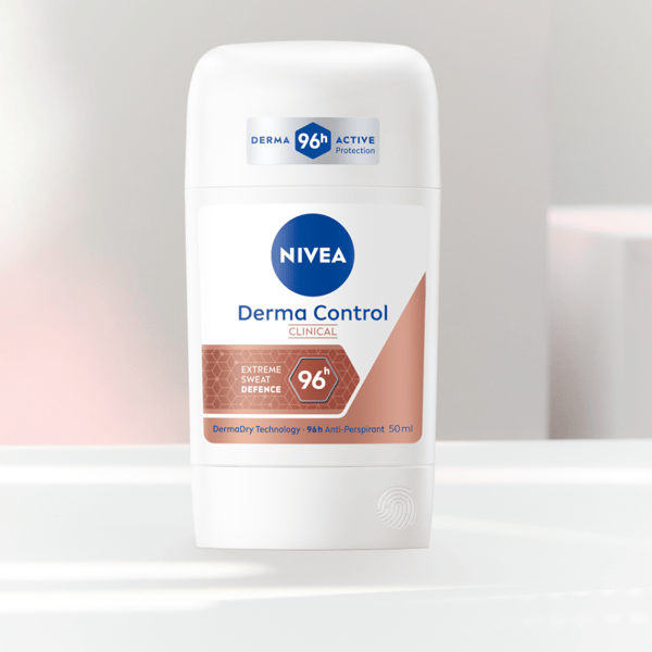 369778 NIVEA Derma Torr Kontroll Antiperspirant stick 50ml