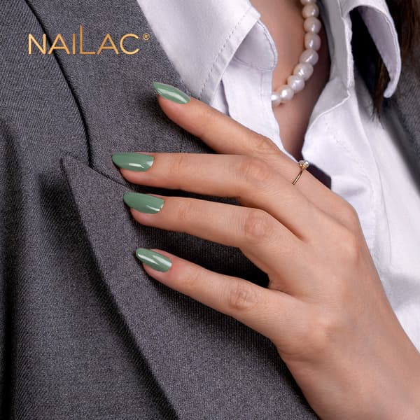 #444 NaiLac Hybrid -kynsilakka 7ml