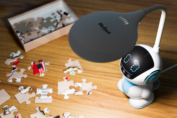 Bordlampe til børn LED ROBOT 3 farver Rebel