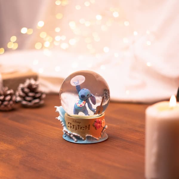 Disney Stitch - Snöglob i glas i presentask