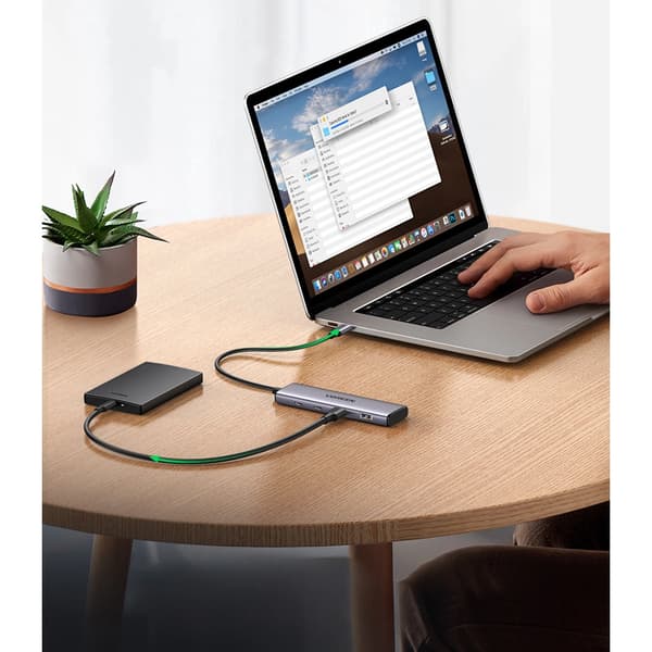 USB-C-KESKITIN - 2 x USB-A / 2 x USB-C 20 cm Ugreen CM473 - harmaa