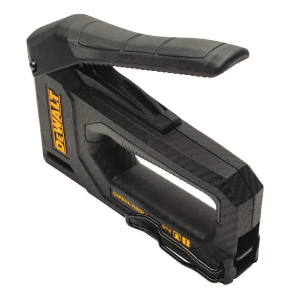 DEWALT 2-i-1 HÄFTAPPARAT I KOLFIBER