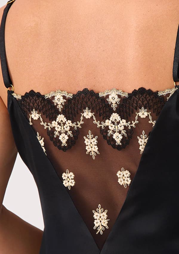 Satin body med broderede guld elementer - Venus 01 40 SORT/GULD