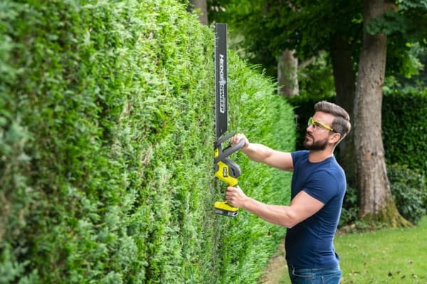 RYOBI Hækkeklipper 18V RY18HT55A-0