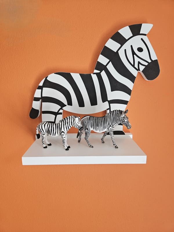 Zebra-hylde på Galaxy Savannah