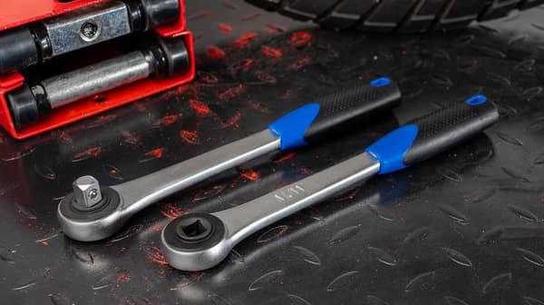 MJW RH-02 1/2" spärrskaft med hål