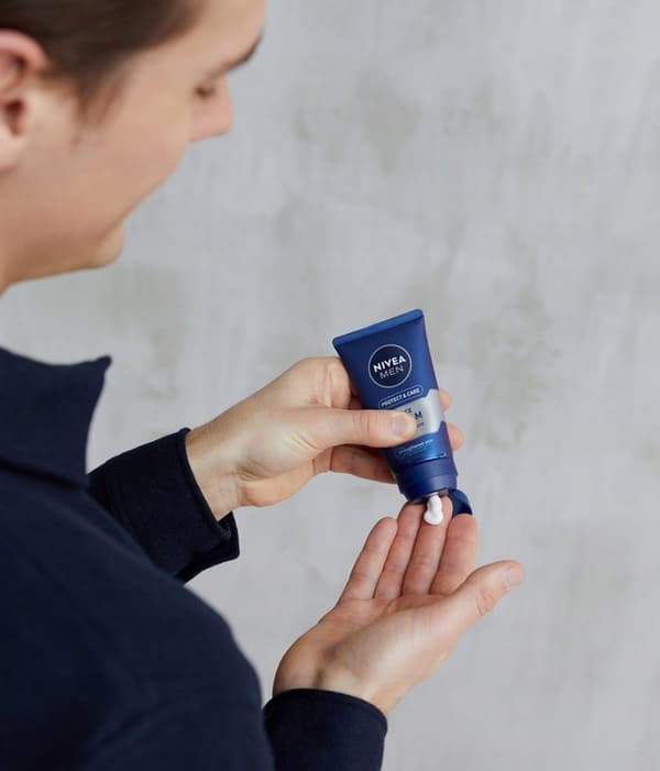 223503 NIVEA MEN Protect & Care fuktgivande ansiktskräm 75 ml
