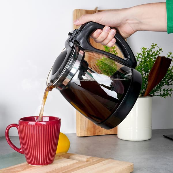 Värmetålig glaskanna med teinfuser 2 liter