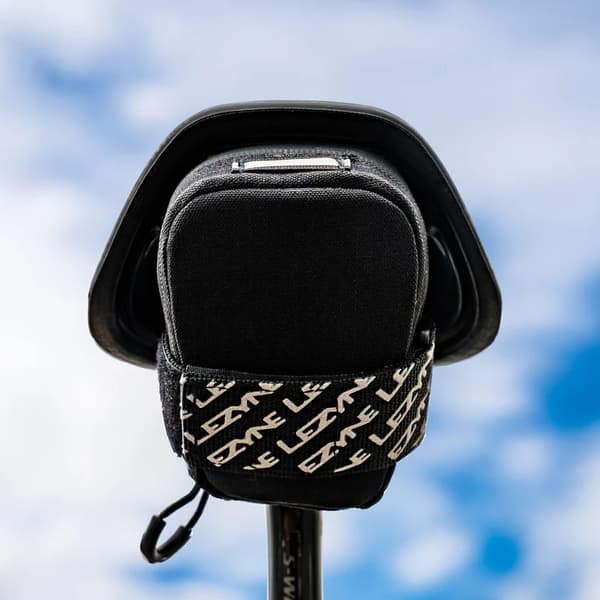Lezyne Road Caddy Sadeltaske Sort 0,4L
