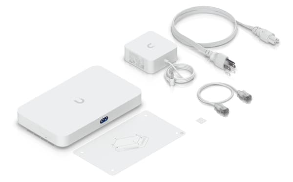 Ubiquiti UniFi UCG-fiberrouter/controller