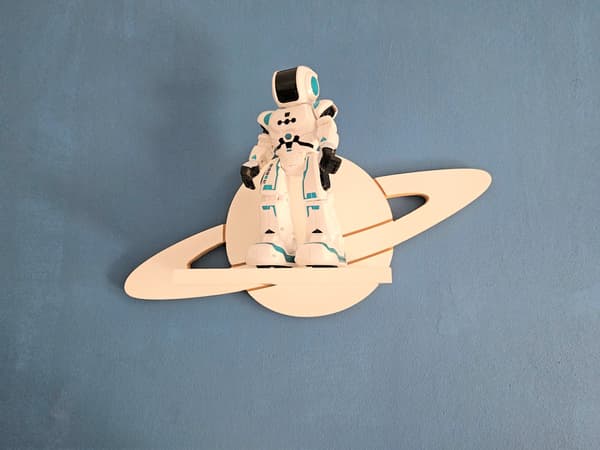 Planet Saturn hylde, rumtema