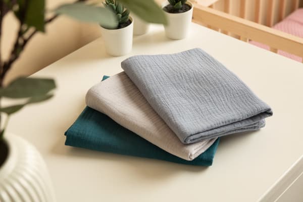 Muslin ble, ensfarvet blå (Pakke - 3 stk)