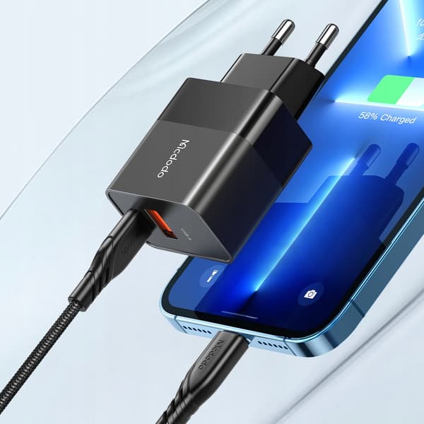 MCDODO SNABB VÄGGLADDARE FÖR IPHONE TYP C 2X USB USB-C PD 20W KABEL