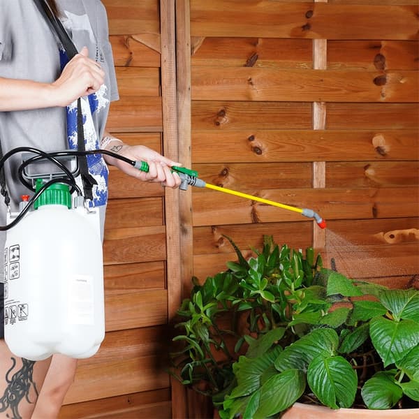 Manuell tryckspruta för växter 5 l