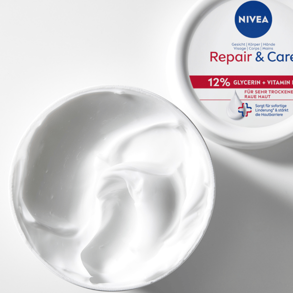 Nivea Repair & Care multifunktionell fuktighetskräm regenerering 400 ml