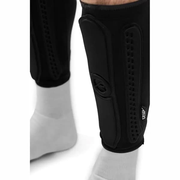 REKD Energy Covert -säärisuojat | Musta L/XL pitkät