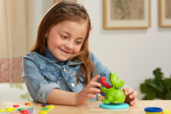 HASBRO PLD Starters Groda och Learning Colors F6926