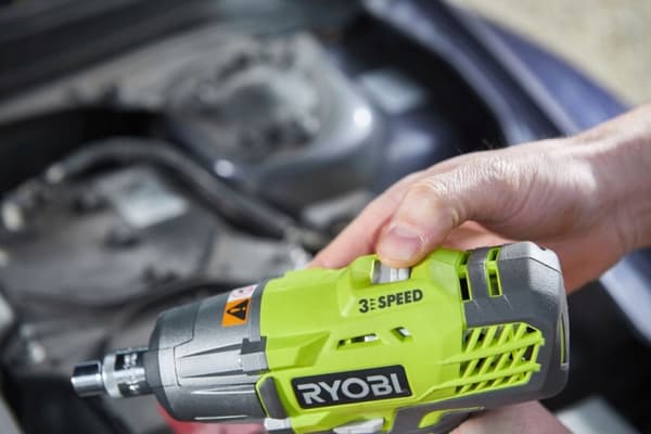 132352 RYOBI slagnøgle 18V