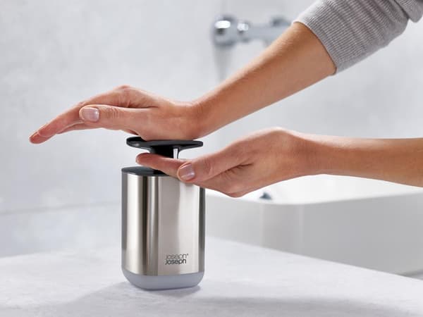 Joseph Joseph Presto opvaskemiddeldispenser i stål med pumpe