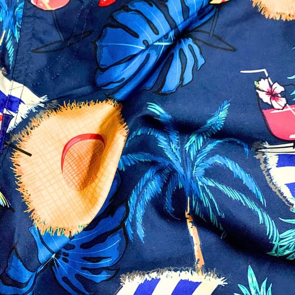 Hawaiilaiset nuorten uimashortsit verkko SLIM L