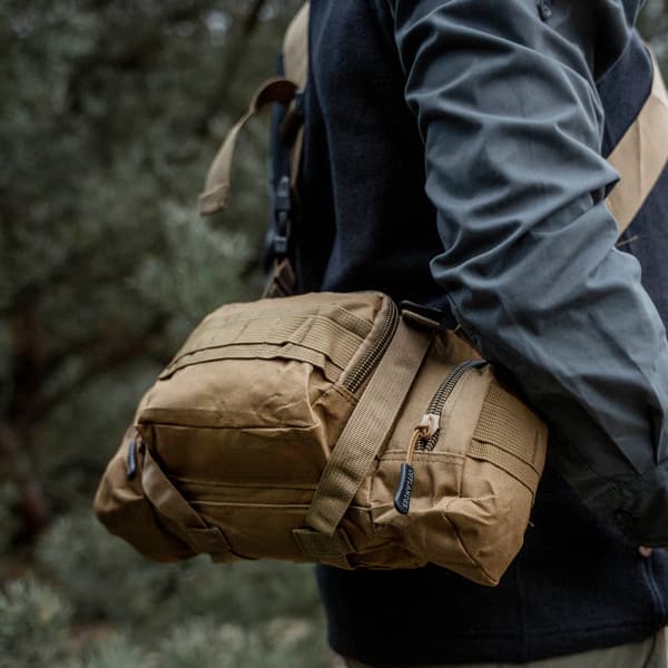 Turistrygsæk OFFLANDER survival combo 38l khaki