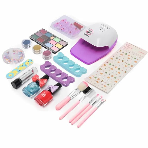 Makeup kit neglelampe gave til børn piger 10 år