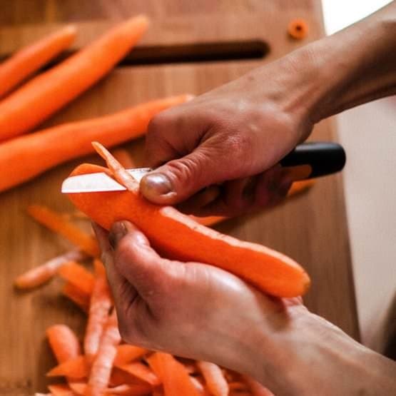 FISKARS Functional Form Rak Skrapkniv
