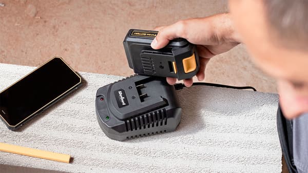 Batteri akkumulator 20V 2Ah Rebel Tools RB-2001