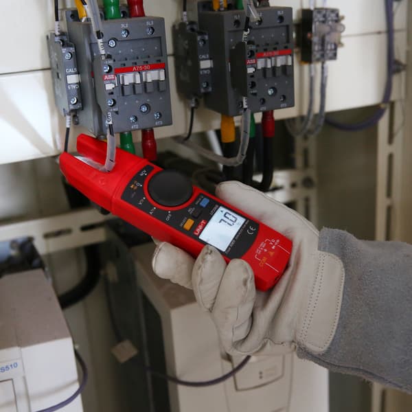 Uni-T UT256B digitaalinen pihdit-mittari