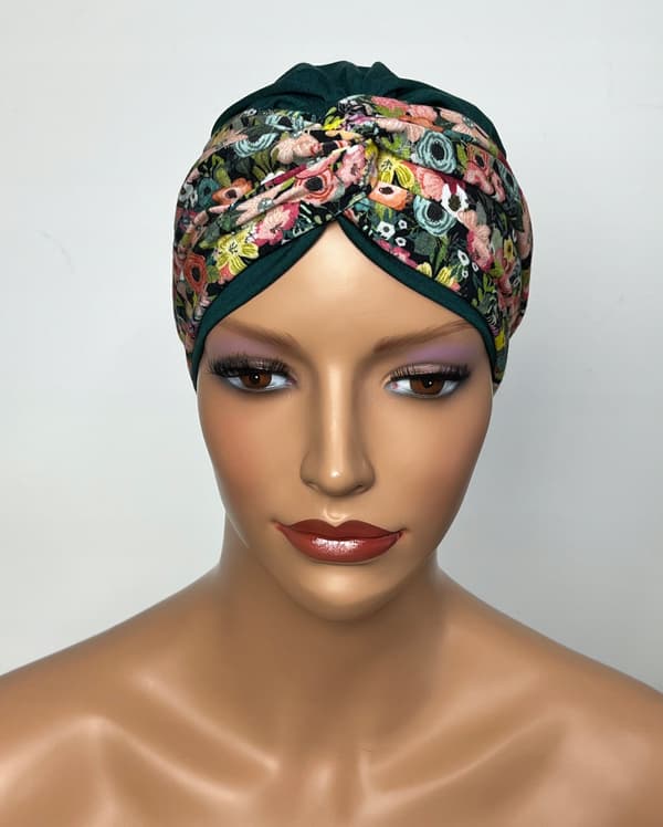 Marias sammenflettede turban we13/256 efter kemoterapi