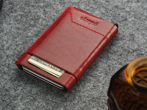 GOBI-lompakko kasviparkitusta nahasta, Nomad Red