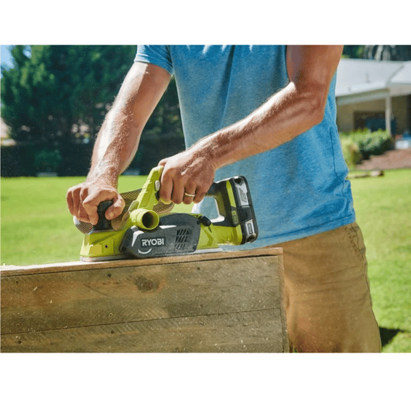 151520 RYOBI Høvl 18V